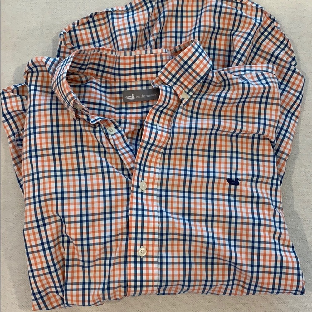 Southern Marsh medium button down